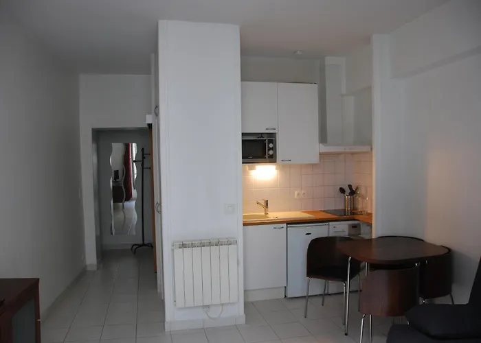 Apartment Charming Center - Maubert Mutualite *