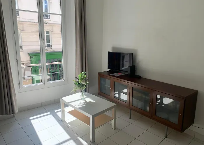 Апартаменты Charming Center - Maubert Mutualite Париж
